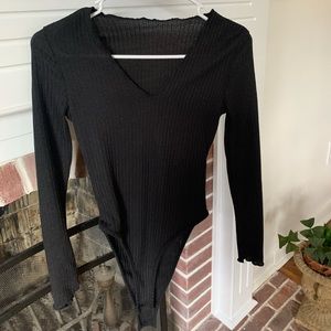 SHEIN black ribbed bodysuit